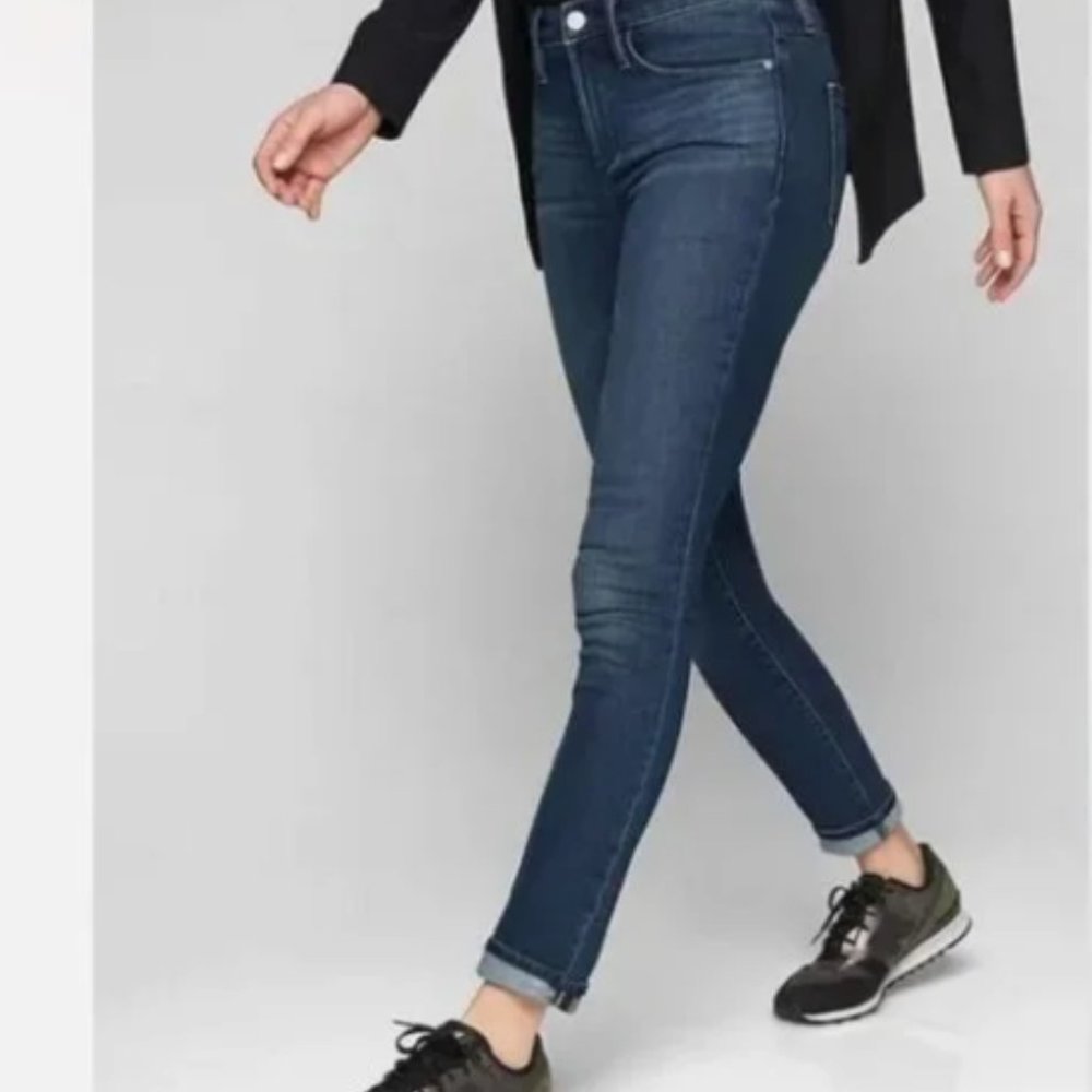 Athleta Scupltek Stretchy Skinny Jeans